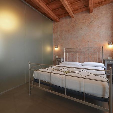 Palazzo Di Giulietta - Juliet'S Palace Verona Bagian luar foto