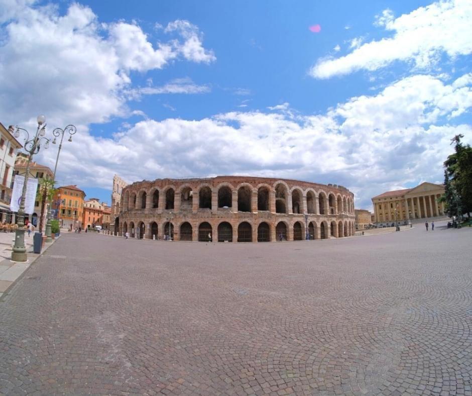 Palazzo Di Giulietta - Juliet'S Palace Verona Bagian luar foto