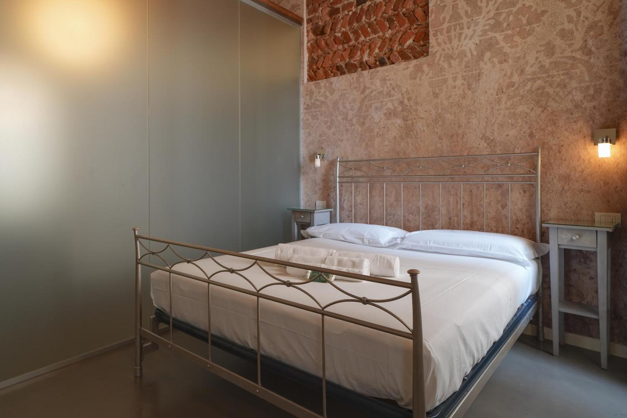 Palazzo Di Giulietta - Juliet'S Palace Verona Bagian luar foto